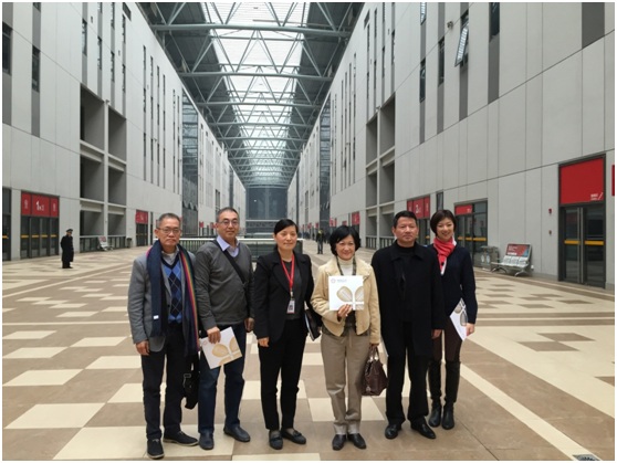 香港新民党主席叶刘淑仪参观国家会展中心